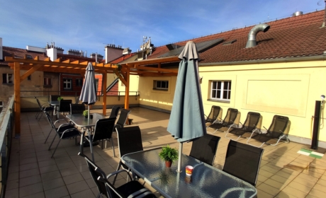 Accommodation options for students and visitors: Roosevelt dormitory or apartment hotel in Prague